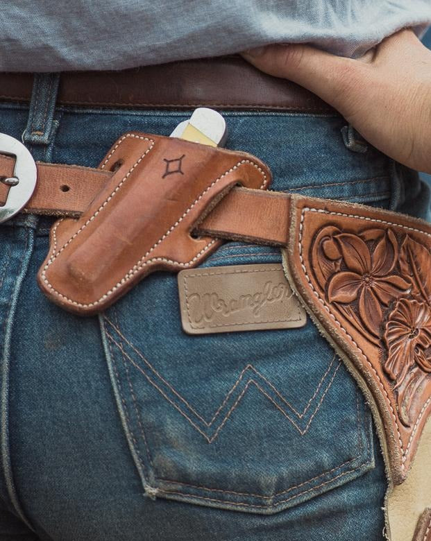 Knife Holder Belt Western: Essential Cowboy Accessory