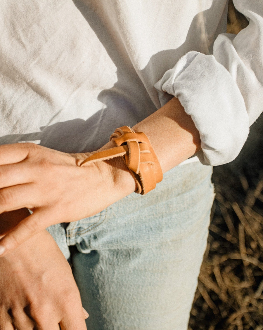 Leather Knot Bracelet Brown